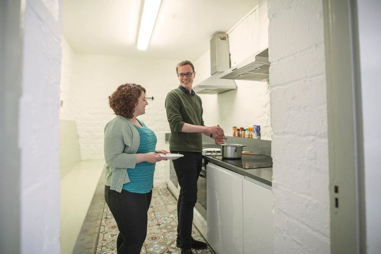 Хостелы Abrahams Hostel Дублин-13