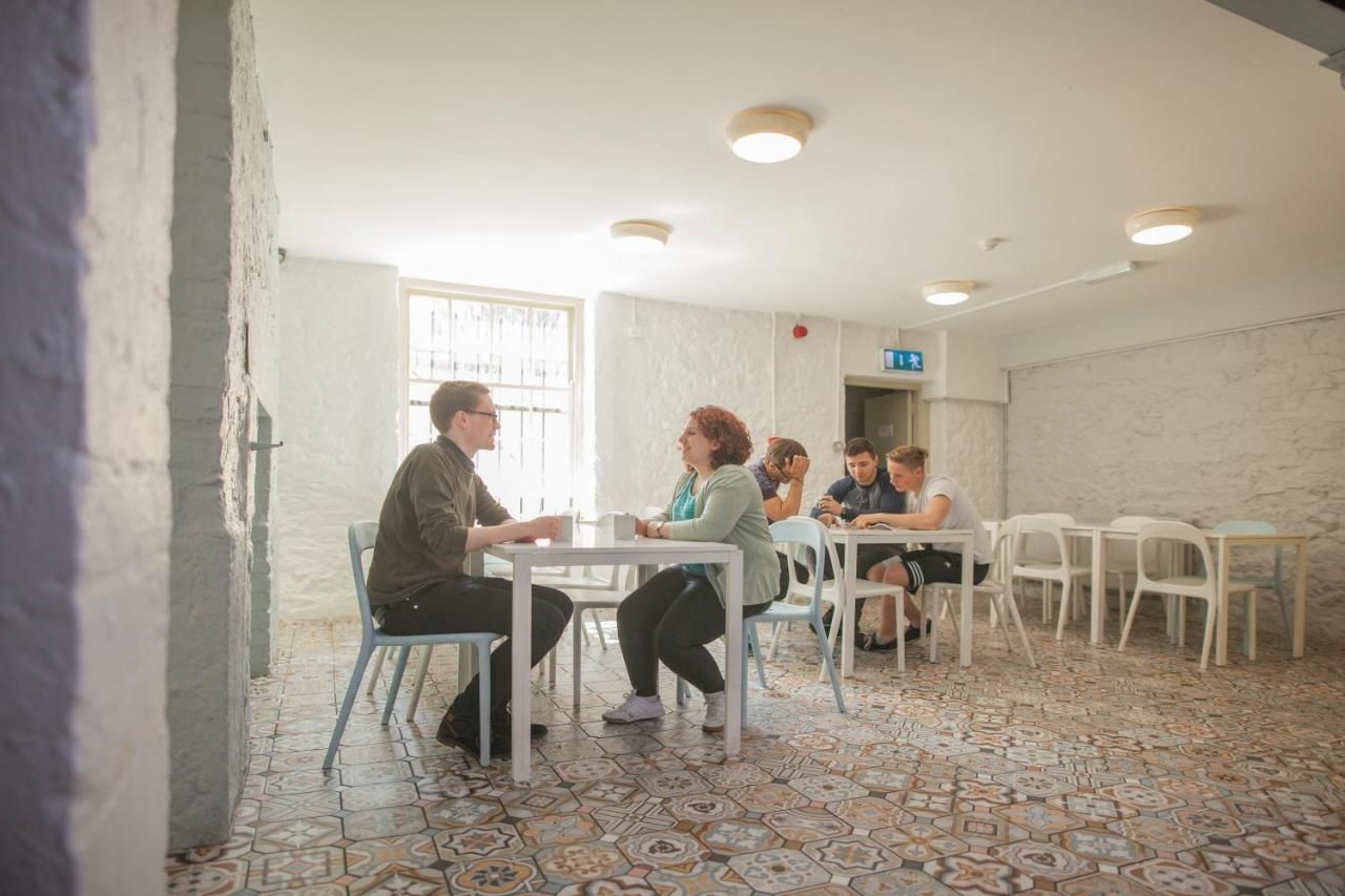 Хостелы Abrahams Hostel Дублин-20