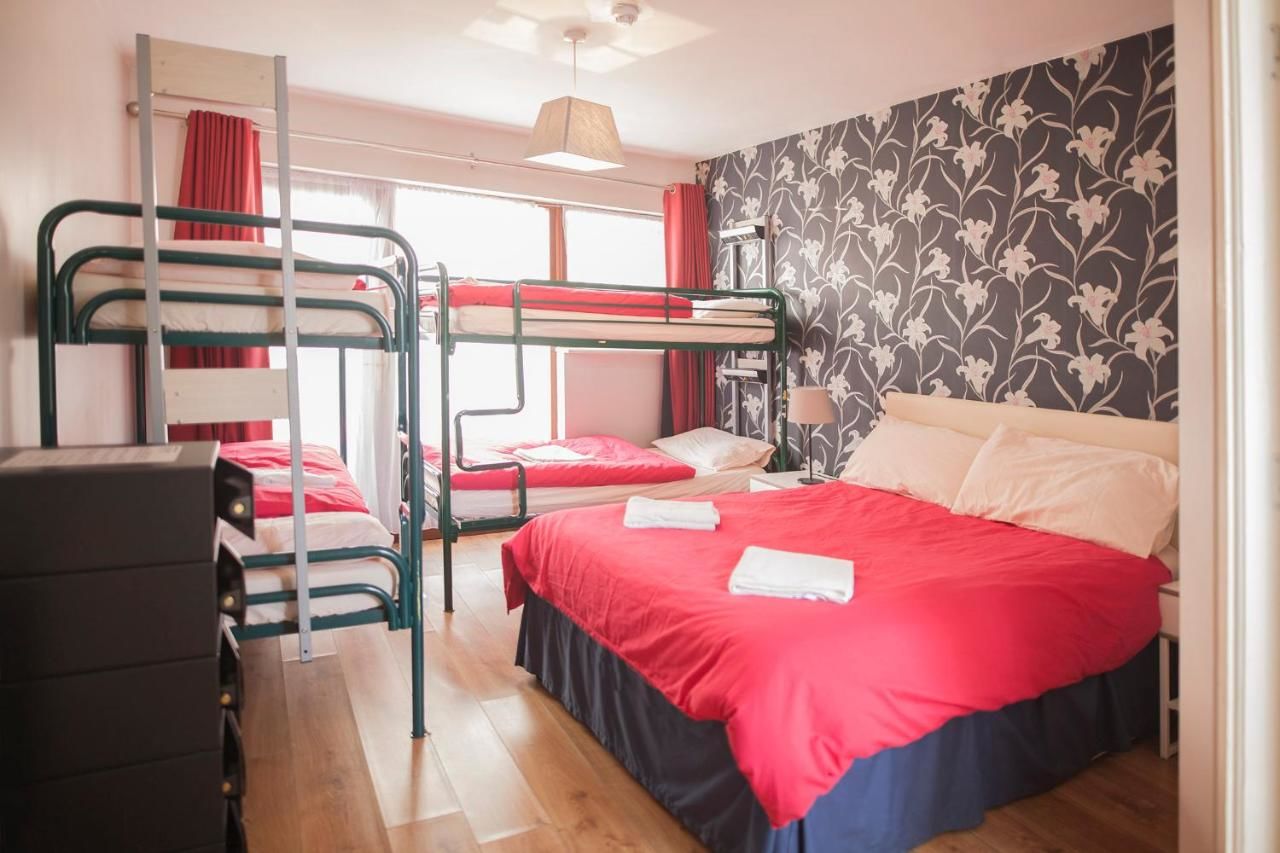 Хостелы Abrahams Hostel Дублин