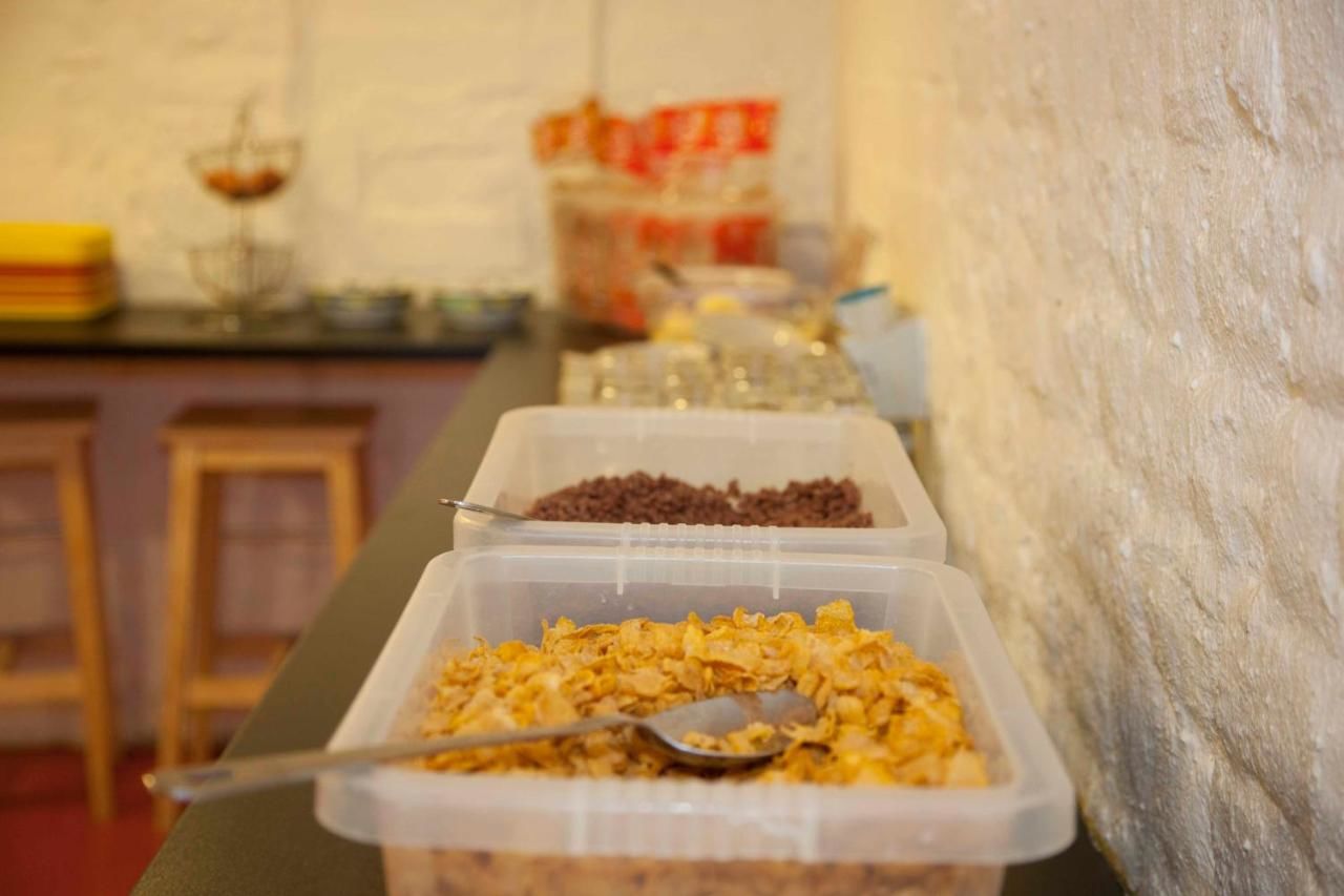 Хостелы Abrahams Hostel Дублин