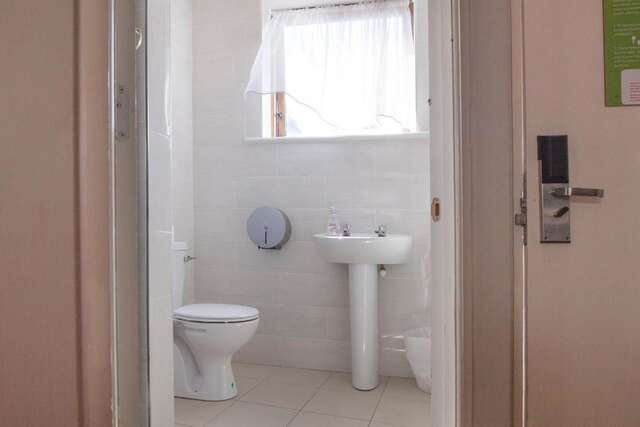 Хостелы Abrahams Hostel Дублин-27