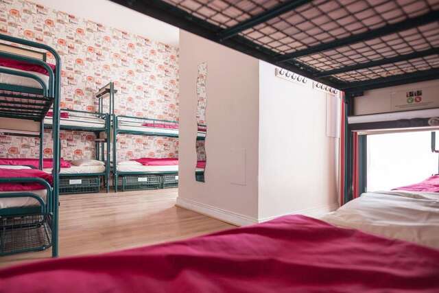 Хостелы Abrahams Hostel Дублин-35